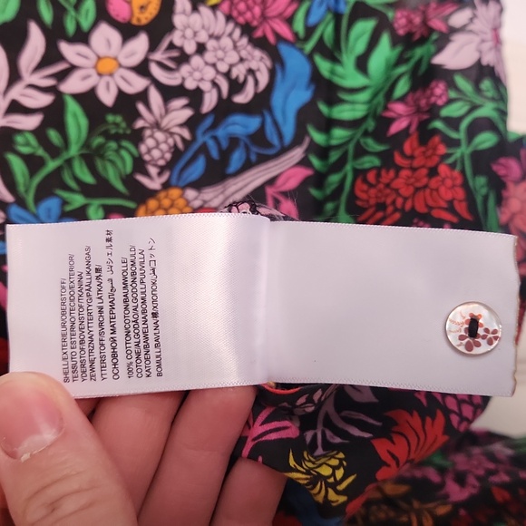 Farm Rio Tropical Garden Floral Long Sleeved Ruffle Button Down Top Size Medium - Picture 9 of 9